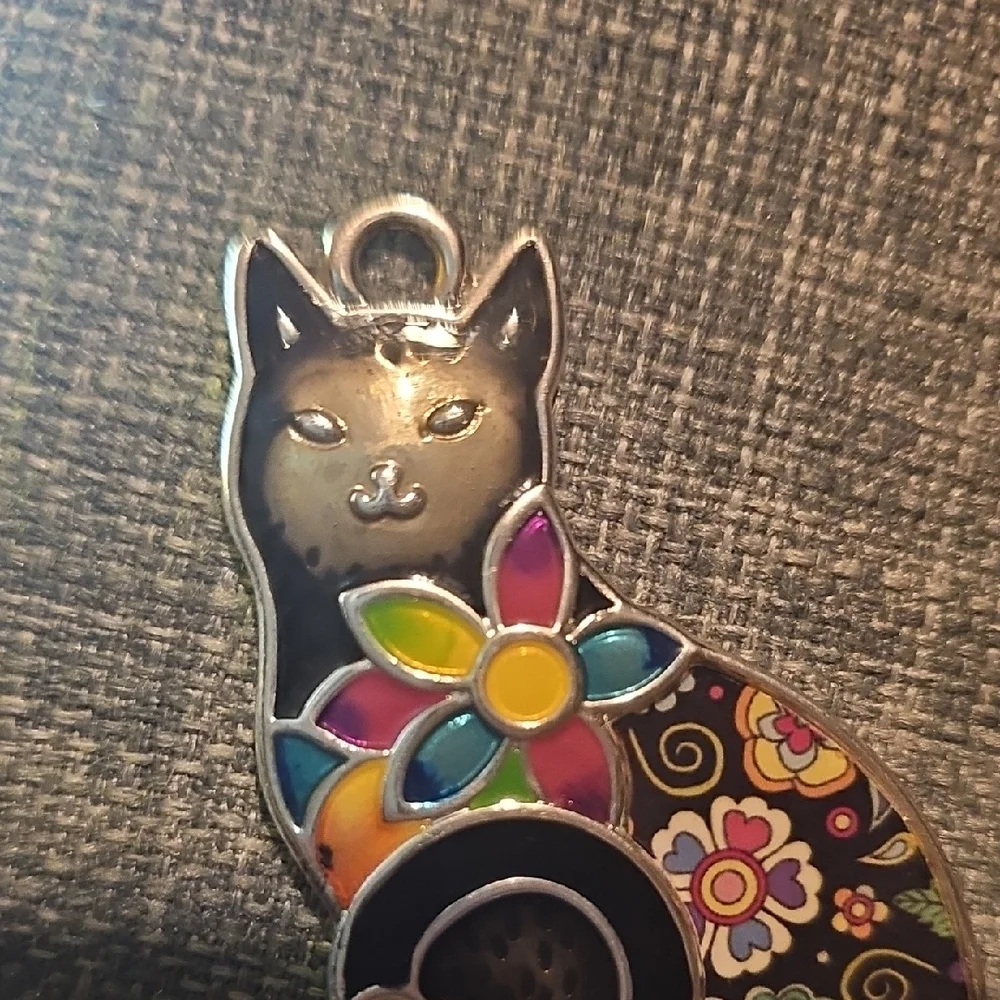 Intricate Floral Enamaled Cat Pendant
